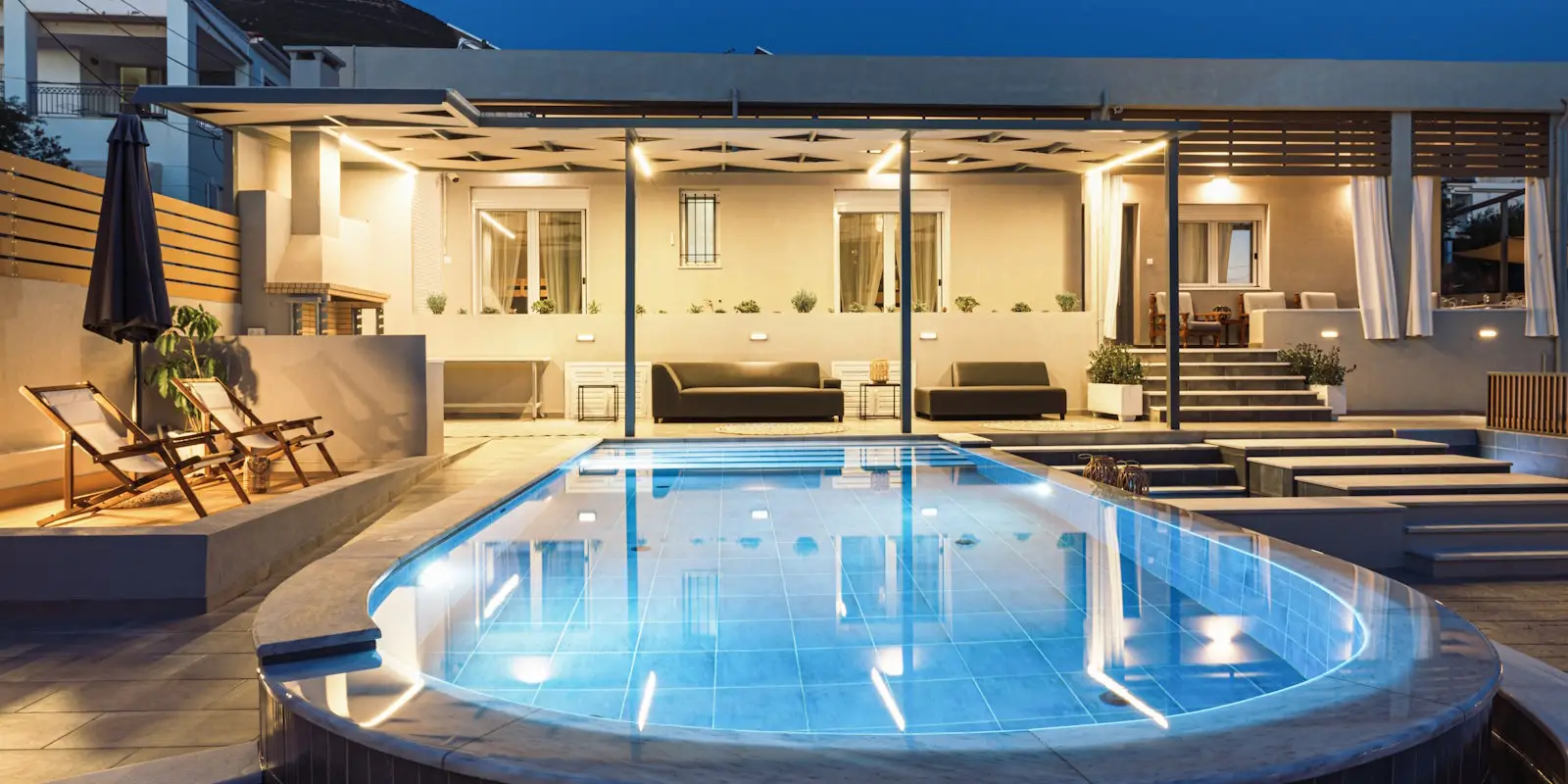 
              &Kappa;&alpha;&lambda;ώ&sigmaf; ή&rho;&theta;&alpha;&tau;&epsilon;!            